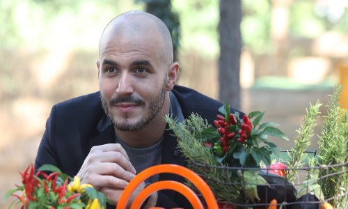 Šarmer s pokrićem: Danas ga obožavaju mnoge dame, a pogledajte kako je Melkior Bašić izgledao na počeku karijere