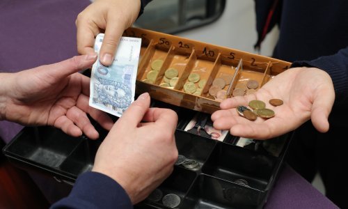 [FOTO] Pogledajte kako izgledaju krivotvorene kovanice kune i eura