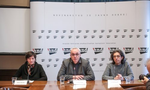 [FOTO/VIDEO] HND organizira prosvjed zbog smrti Vladimira Matijanića: 'Bit ćemo za vratom vlastodršcima koji ovu priču žele zataškati!'