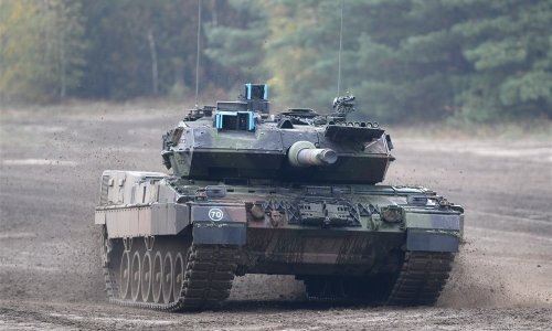 Njemački tenkovi Leopardi za Ukrajinu mogu biti spremni tek 2024.