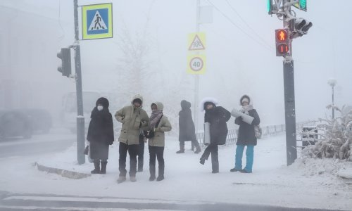 U najhladnijem gradu na svijetu temperatura je pala na minus 50°C. Kako preživjeti? Odjenite se slojevito, poput kupusa