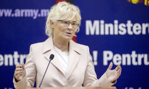 Njemačka ministrica obrane podnijela ostavku zbog učestalih kritika, čašu je prelila novogodišnja poruka