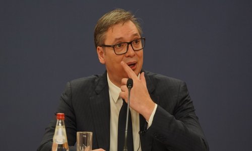 Vučić: 'Pred nama nisu laki dani ni izbori, ali Srbija će pobijediti'