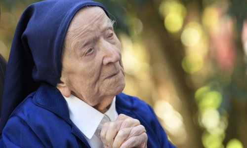 Preminula časna sestra Andre, najstarija osoba na svijetu