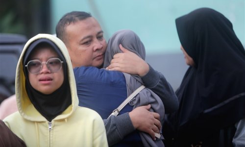 Potres magnitude 7 pogodio Sulawesi, stanovnici bježali iz zgrada