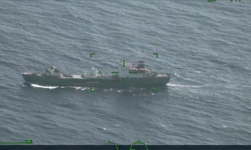 Misteriozni ruski brod već tjednima plovi uz obalu Havaja