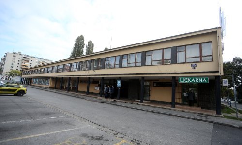 Zgrada doma zdravlja ide u obnovu, a Zagrepčani čekaju vijesti o selidbi: Strah nas je da ćemo sve doznati u zadnji čas