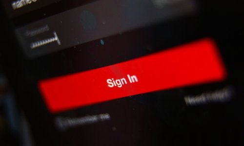 Stižu promjene: Netflix širi ograničenje dijeljenja lozinki na još zemalja, a imaju i novo vodstvo