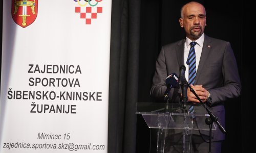 Šibenski župan okuplja lokalne čelnike; ide na parlamentarne izbore