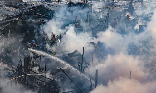 Golemi požar guta siromašnu četvrt u Seulu, evakuiraju se na stotine stanovnika