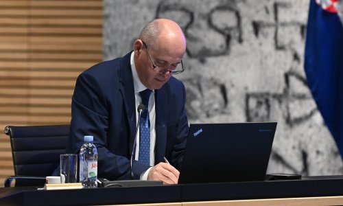 Bačić predstavio tri prioriteta za obnovu nakon potresa. Evo što planira napraviti