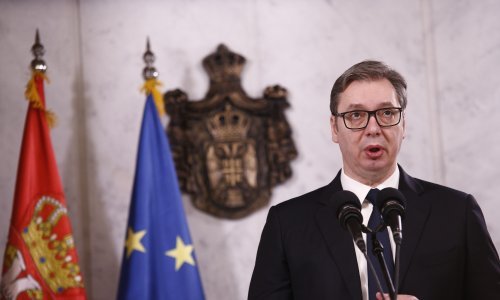 [VIDEO] Vučić: Borit ću se za Kosovo i Metohiju i našu Srbiju; SAD: Srbija već plaća previsoku cijenu, neka uvedu sankcije Rusiji