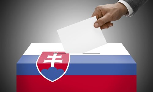 Propao referendum u Slovačkoj, ništa od prijevremenih izbora