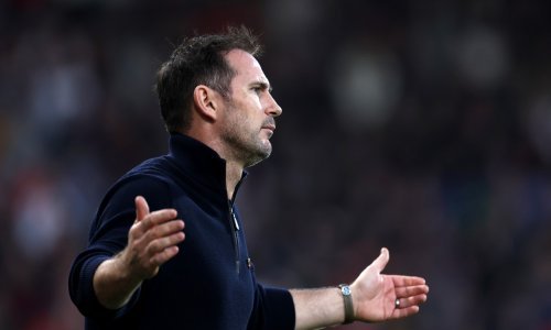 Nova mrlja u trenerskoj karijeri velikog nogometaša. Prvo ga je otpustio Chelsea, a sada i Everton