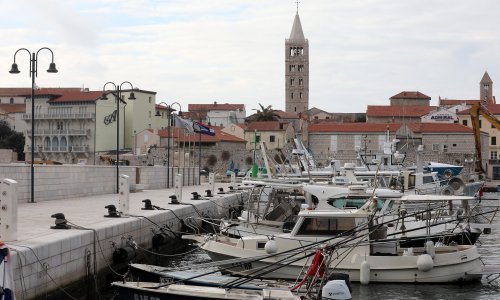 Pogledajte kako se kreće broj stanovnika na našim otocima, ima jedna stvar koja ohrabruje
