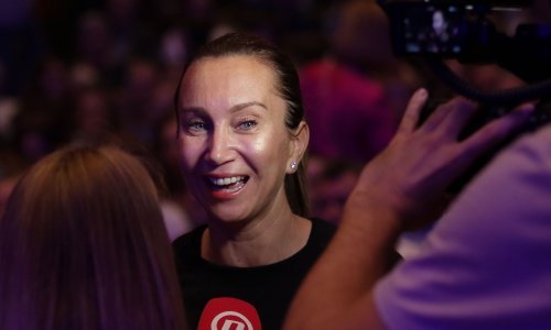 Ljubav cvjeta: Iva Majoli sretna je u zagrljaju supruga