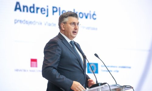 Plenković: Euro uveden bez problema, jedini incident 'nepravdena' poskupljenja