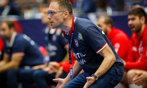 Nakon prospavane noći oglasio se Hrvoje Horvat; objasnio je kome je posvetio svoju gestu u bizarnom intervjuu