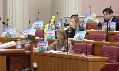 Cjelodnevna rasprava u Saboru; nema suglasja oko Zakona o pomorskom dobru