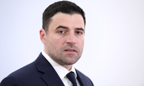Bernardić: Tomašević se potpuno pogubio, ako želi povjerenje radnika, neka smijeni direktora Čistoće
