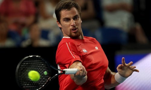 [VIDEO] Nevjerojatna sudačka pogreška; hrvatski tenisač nakon toga izgubio kontrolu, pale su teške psovke, ali nije pomoglo