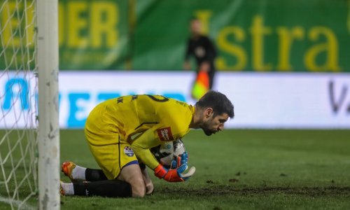 [VIDEO] Golman Ivan Čović u prvom dijelu spektakularnom obranom spasio 'Farmaceute' kod Varaždina