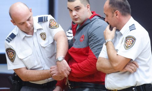 Policijska potraga: Ubojica u bijegu nakon što je osuđen zbog ubojstva 19-godišnjaka