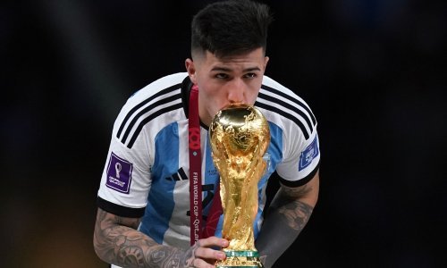 Postao je svjetski prvak s Argentinom pa ostvario rekordni transfer u Chelsea kakav još nije viđen u Premier ligi!