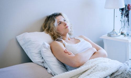 Nesanica, često buđenje i ostali problemi sa snom posljedice su starenja, a evo što ih pogoršava