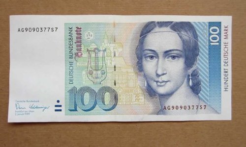 Njemačke marke nema već 15 godina, ali se i dalje krivotvori