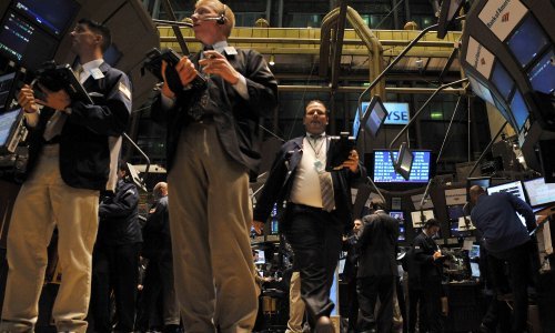 Cijene nafte blizu 84 dolara, izvješće WSJ-a podiglo prašinu