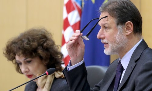 Sabor je u siječnju radio samo sedam dana, a dvoje zastupnika neopravdano je izostalo jedan dan; kazna - 19,91 eura