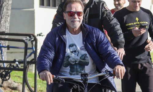 Schwarzenegger ponovno sudjelovao u prometnoj nesreći, ovoga puta nastradala je biciklistkinja