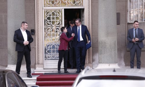 [FOTO] Vučić: Ne mislim da su izbori sada dobro rješenje za Srbiju
