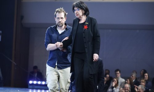 Ljevičarska ikona protiv svećenika optuženog za zlostavljanje: Dodjelu najvećeg slovenskog kulturnog priznanja zasjenio skandal