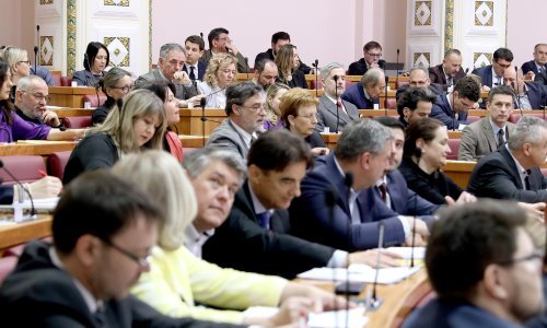 Sabor na Zakon o obnovi prihvatio i nekoliko oporbenih amandmana: 'Obnova mora krenuti'