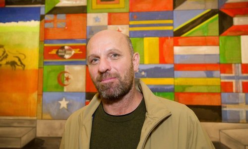 Umjetnik poriče da je autor vrijedne slike i mora na sud