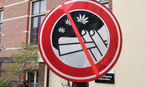 Amsterdam zabranjuje pušenje trave na javnim mjestima