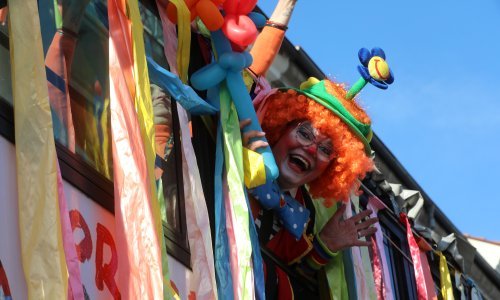 [FOTO/VIDEO] Bučno, šareno, zabavno: Pogledajte kako ove godine izgledaju maškare u Rijeci