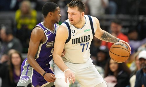 Sacramento pokvario prvi zajednički nastup Irvinga i Dončiča