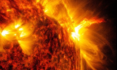 Sunce je prošlog vikenda izbacilo masivnu solarnu baklju, evo kad se očekuje najveća aktivnost