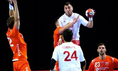 Poginuli kapetan turske rukometne reprezentacije i njegov sin