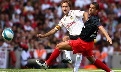 Nekad je kao igrač uveseljavao navijače Valencije, a sada kao trener mora spasiti klub od velike sramote