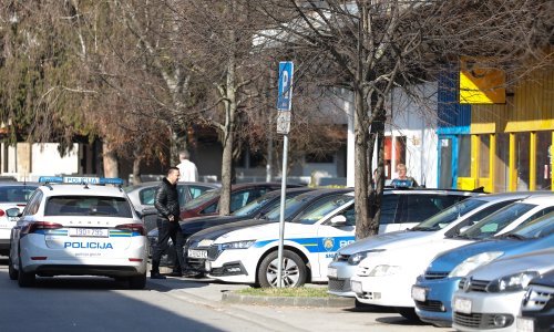 Opljačkana pošta u Zagrebu! Maskirani počinitelj prijetio je vatrenim oružjem