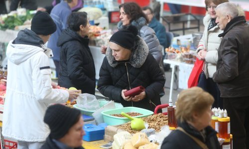 Inflacija u eurozoni i EU blago popustila u veljači, daleko najviša u Mađarskoj