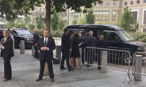 Clinton se umalo onesvijestila na komemoraciji za žrtve 11. rujna