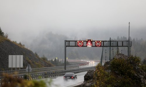 Dvojici austrijskih vozača kamiona naplaćeno preko 20 tisuća eura kazni
