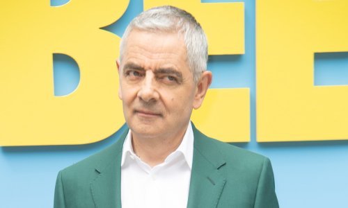 Kćer Rowana Atkinsona uspješno gradi karijeru u showbusinessu, a evo kako izgleda