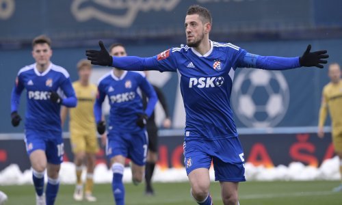 [VIDEO/FOTO] Dinamo u najvećem hrvatskom derbiju razbio Hajduk; 'modri' su 'bilima' utrpali čak četiri gola