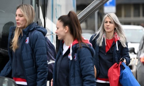 [FOTO] Hrvatske i srpske rukometašice na zajedničkim pripremama